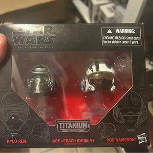 Star Wars titanium helmet Poe dame to kylo ren